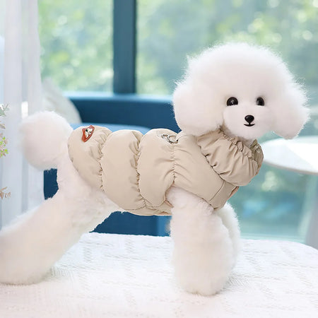 Hundejakke til små-mellomstore hunder beige på modell